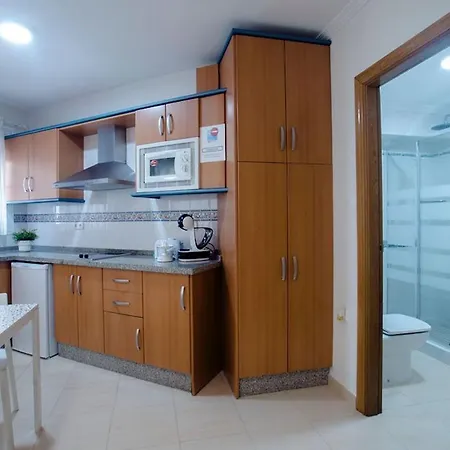 Apartment Holidays2torremolinos Bajondillo Super High Speed Wifi & 50m Beach (adults Only)