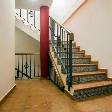 Holidays2torremolinos Bajondillo Super High Speed Wifi & 50m Beach (adults Only) *