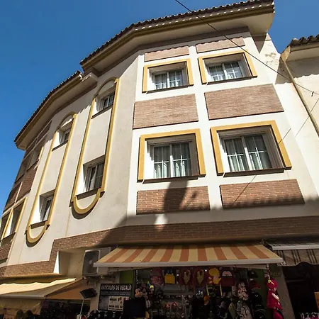 Apartment Holidays2torremolinos Bajondillo Super High Speed Wifi & 50m Beach (adults Only)